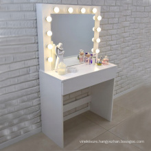 Bedroom Dressing Table With Lights and Mirror